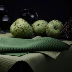 Angebote 🌟 Linum Uni Tischläufer - 45x150 Cm - Dunkles Olivgrün A93 😉 -APELT-Verkaufsshop unnamed file 973